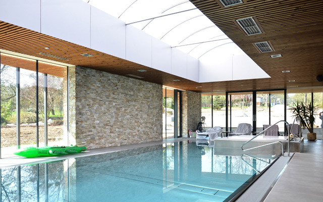 foto interiér - bazén